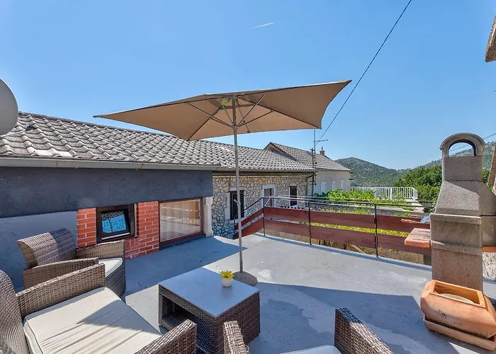 Perfekter Ausgangspunkt Fuer Outdoor Spass In Der Kvarner Bucht Appartement *